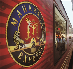 En praktfull tågresa med Maharaja Express, Indien