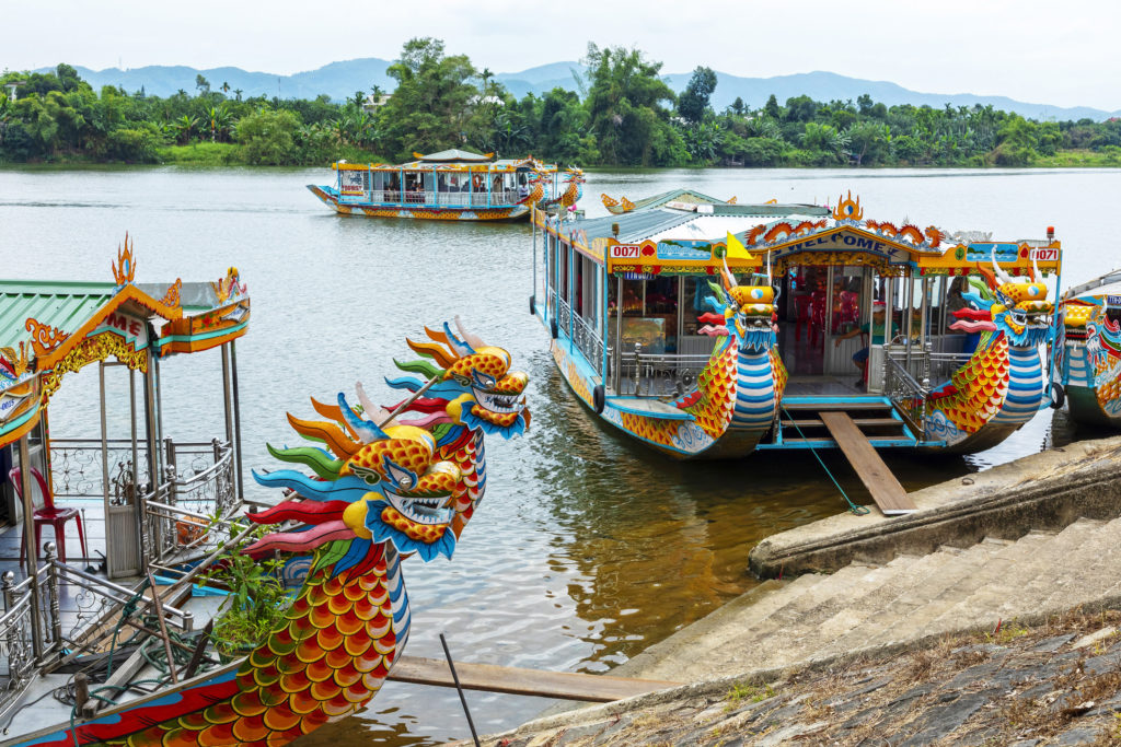 vietnam dragon boats